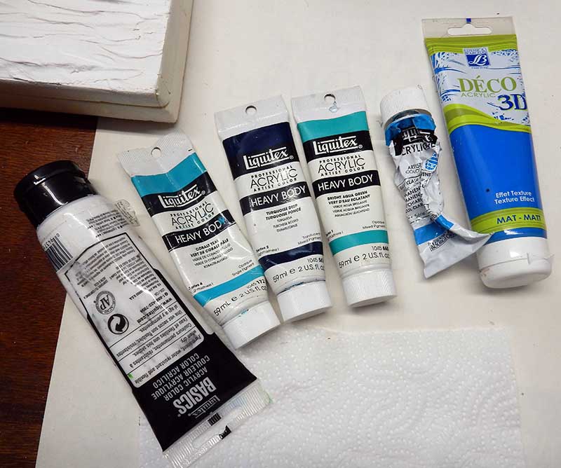 Tubes de peinture acrylique Liquitex aux teintes bleues et turquoise pour maquette Avatar 2