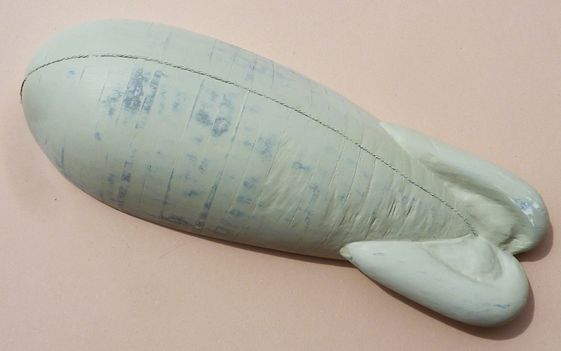 Maquette en cours de construction de l'enveloppe du ballon dirigeable 1917 avec empennage
