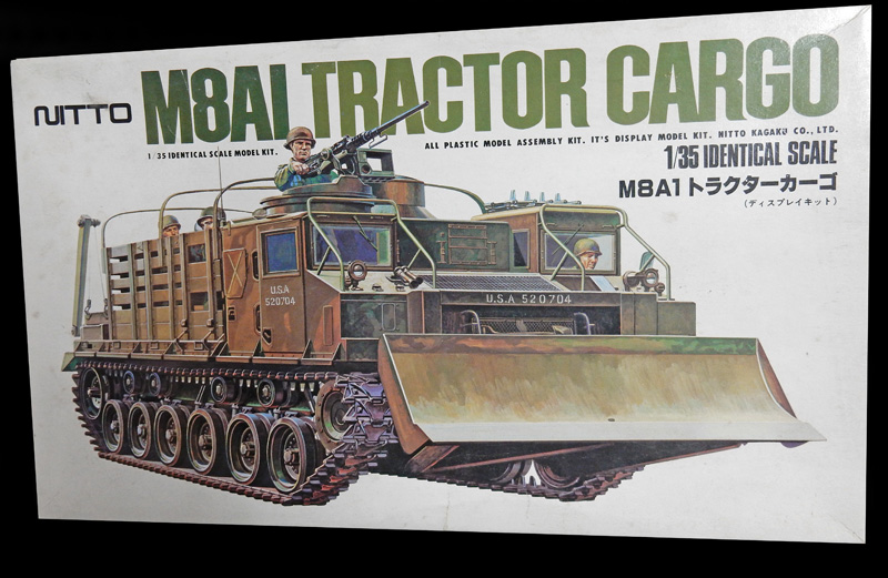 Boîte du kit Nitto M8A1 Tractor Cargo au 1/35 avec illustration du tracteur chenillé