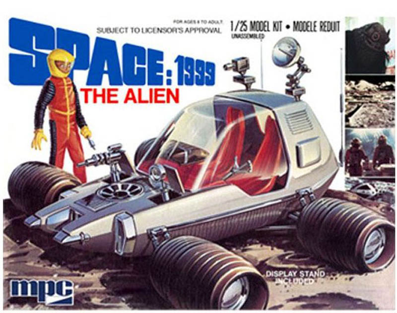Boîte de maquette MPC Space 1999 The Alien avec véhicule lunaire et astronaute sur sol lunaire