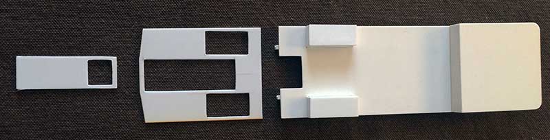 Pièces de carton découpées pour le châssis de la maquette du tracteur Fordson 7V