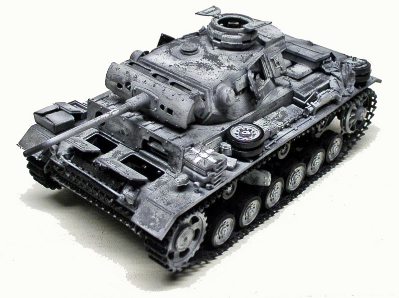 Maquette de char Panzer III peinte en dégradés de gris technique noir et blanc