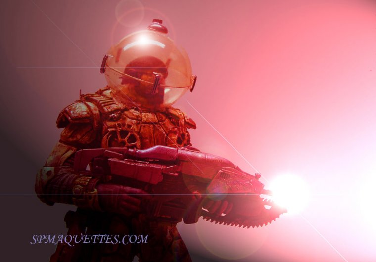 Figurine peinte de Marcus Fenix casque à bulle, fusil tronçonneuse en feu, ambiance rouge