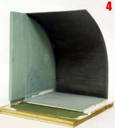 Décor de fond incurvé en polystyrène extrudé peint sur socle, étape 4 de fabrication