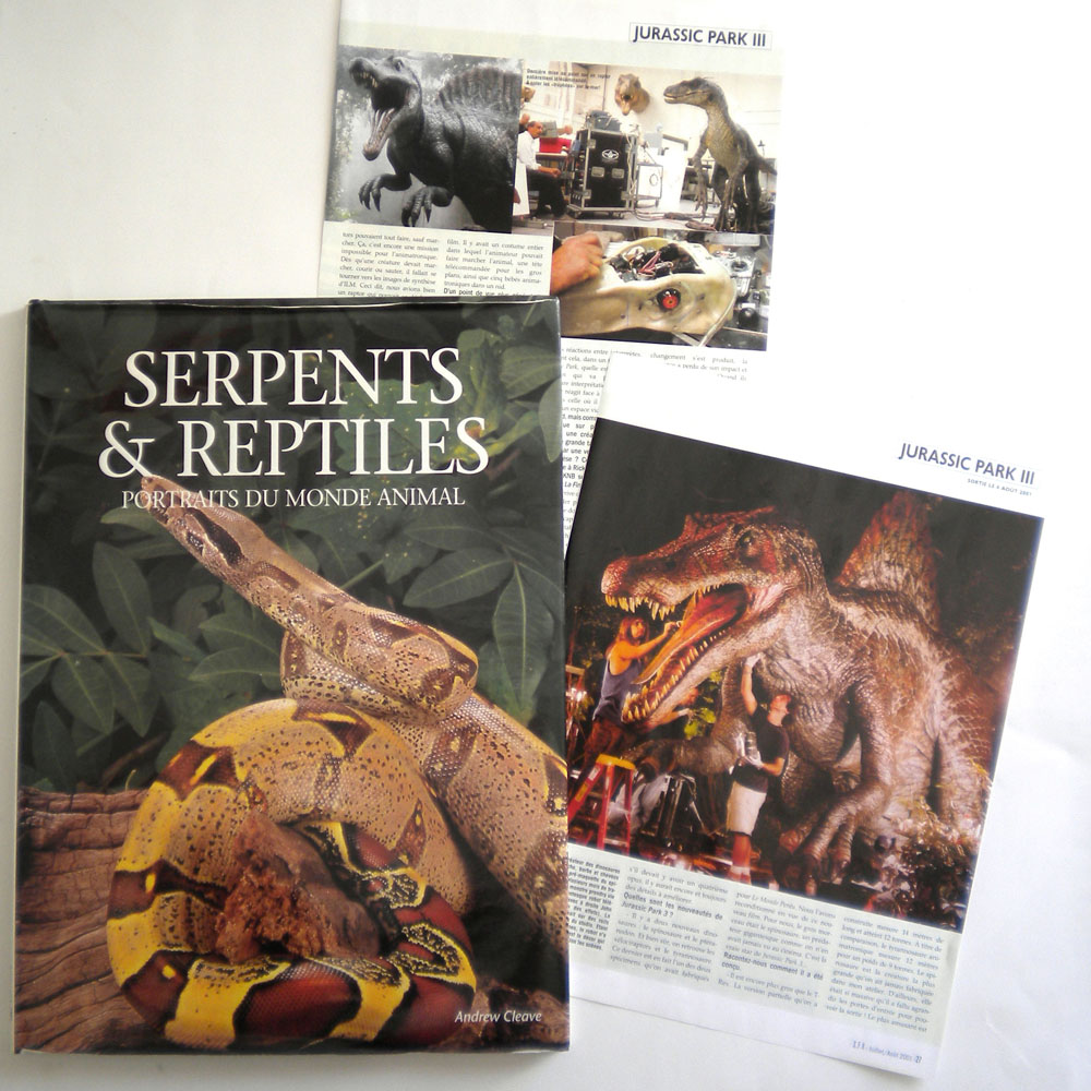 Documentation maquettisme : livre Serpents et Reptiles et articles Jurassic Park III sur les dinosaures