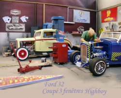 Diorama Ford 32 + Coupé 3 fenêtres Highboy
