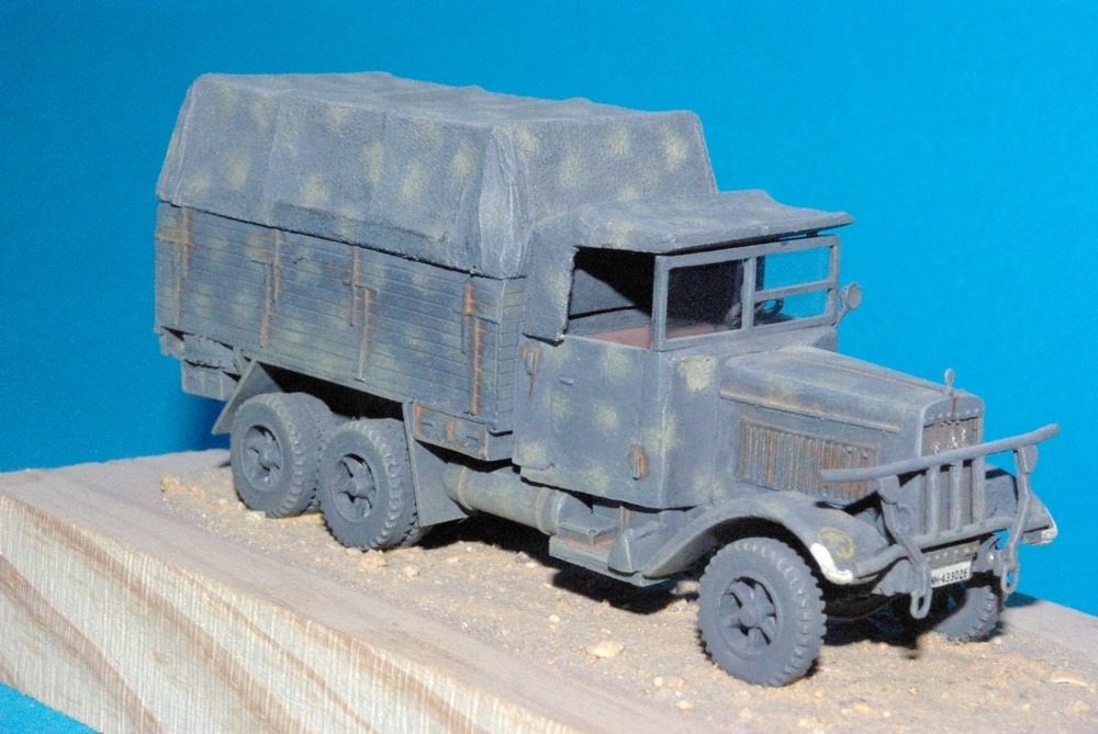 HENSHELL 33 D1